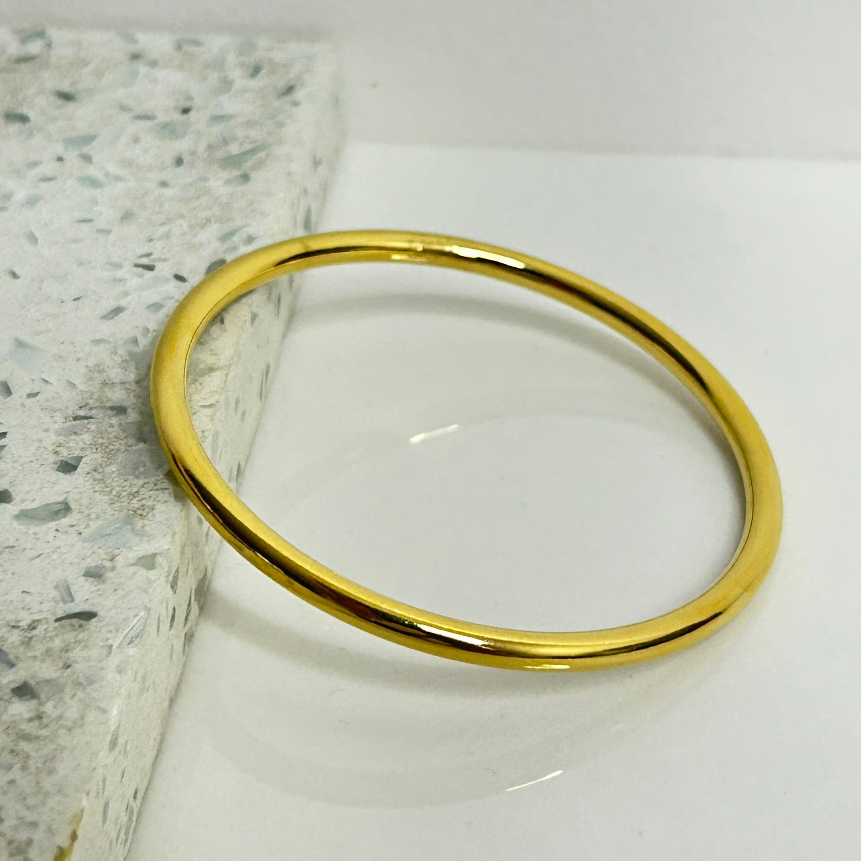 Bangle Classic B182