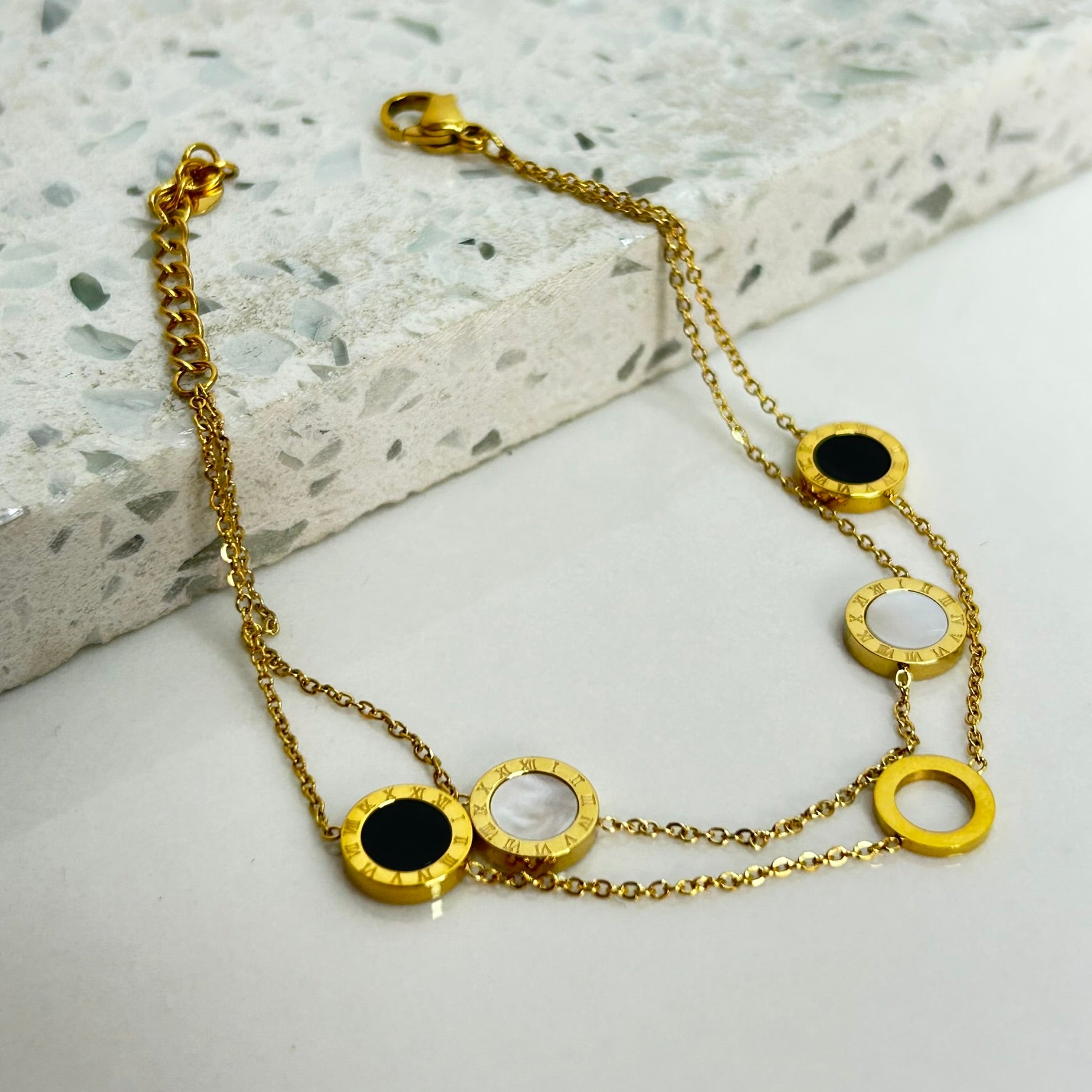 Pulsera Minimal trendy  C090