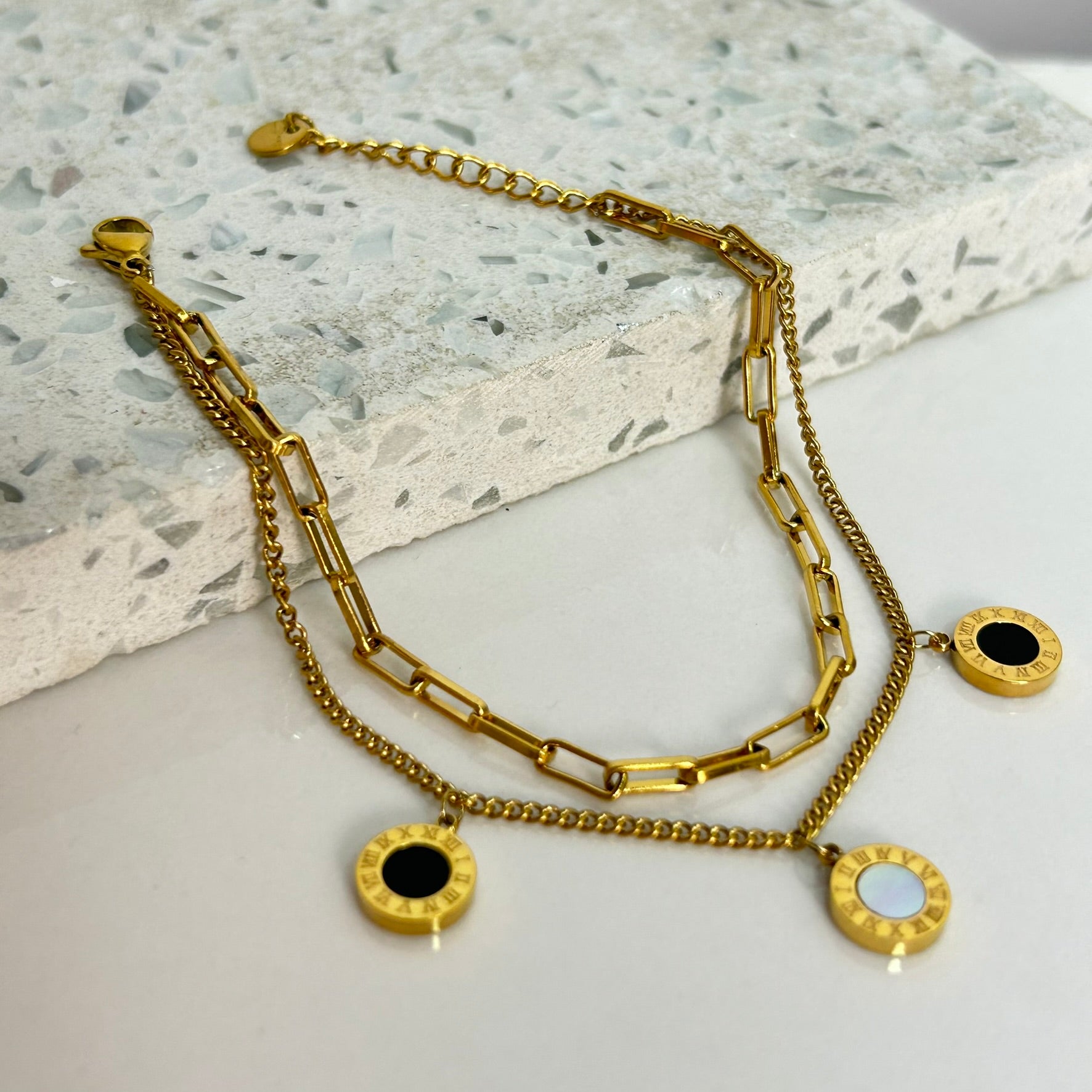 Pulsera Minimal trendy  C122