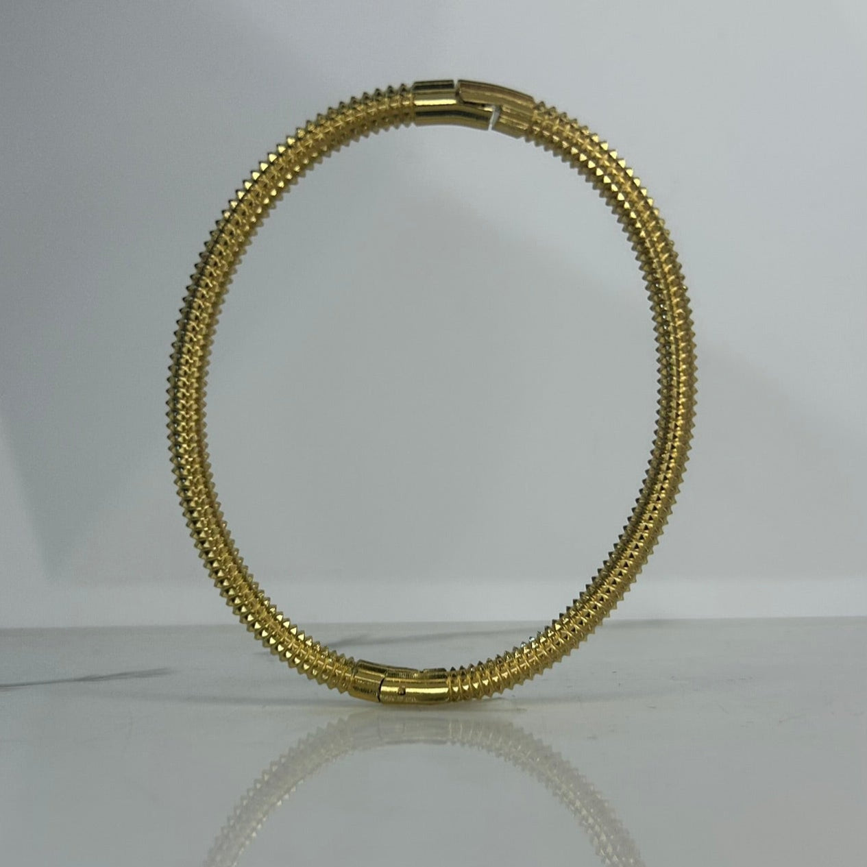 Bangle Classic B319