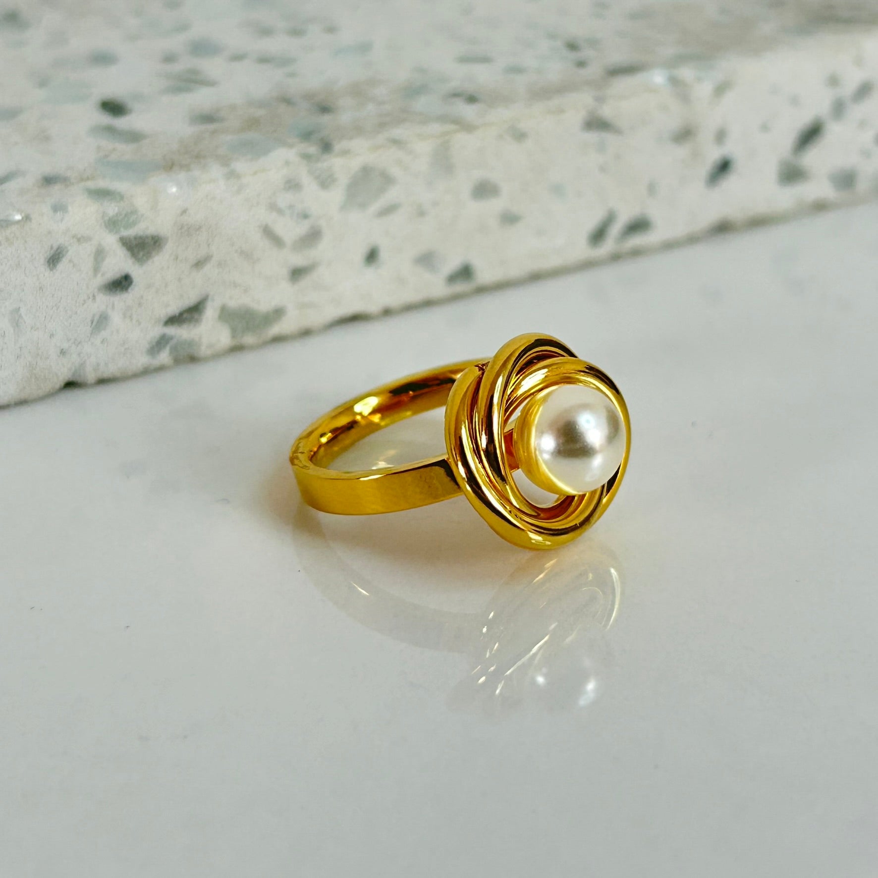 Anillo Perla Serena  R127