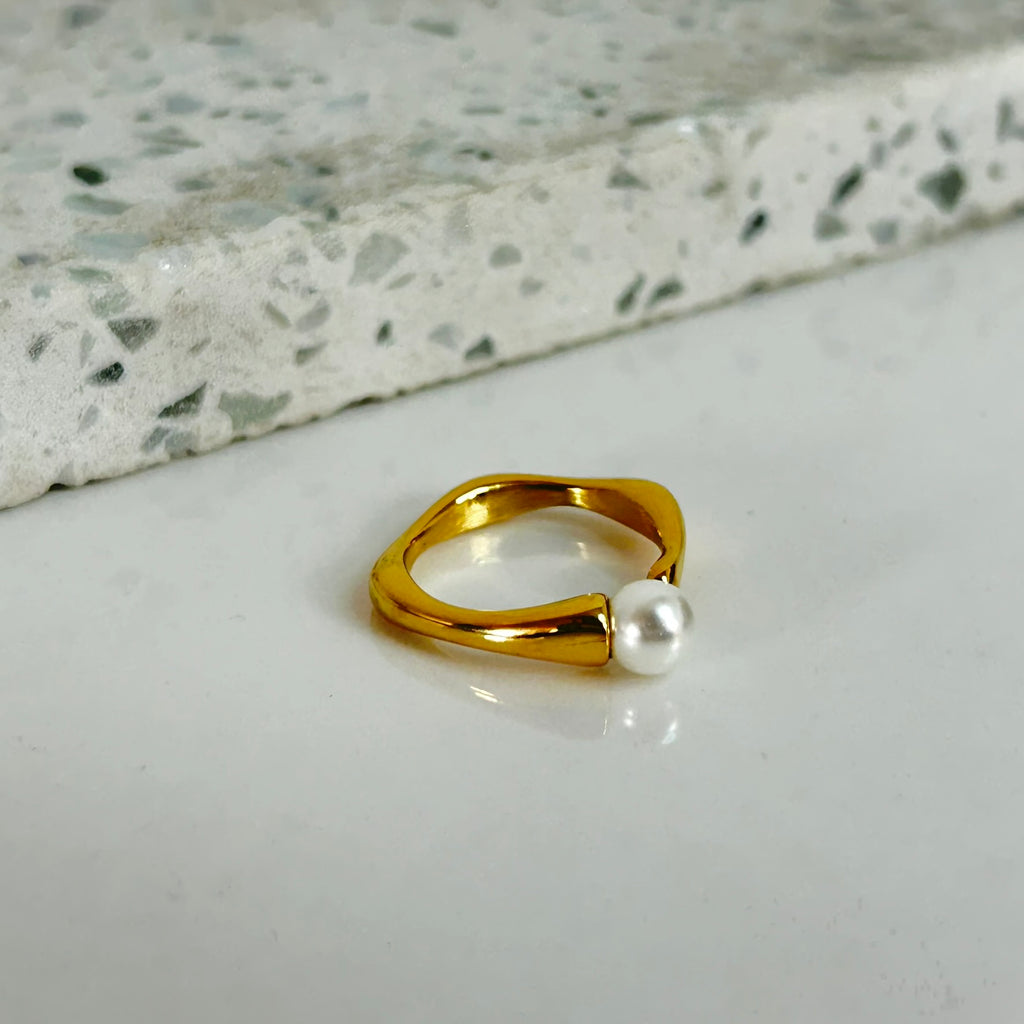 Anillo Perla Serena  R134